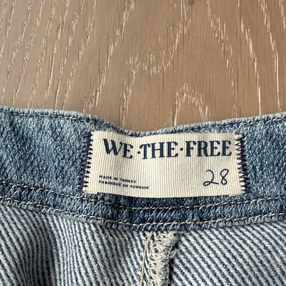 Free People Barrel Style Blue Jeans Size 28 - Picture 2 of 3